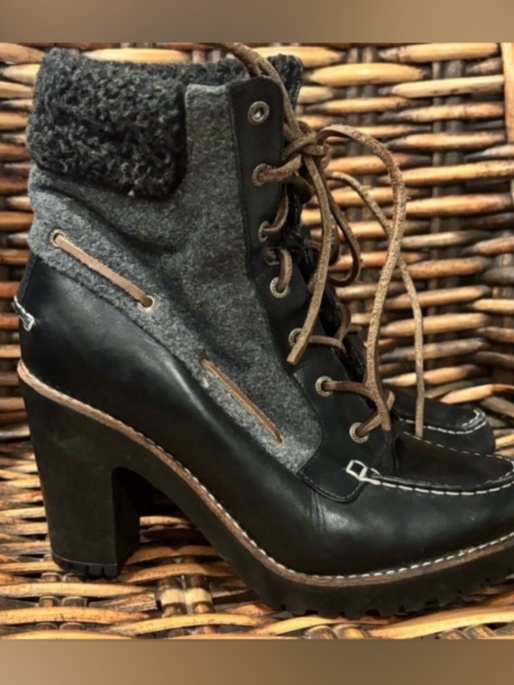 Sperry Top Sider Ankle Boots Black Leather/Gray High Heel
Lace Up Women's 8